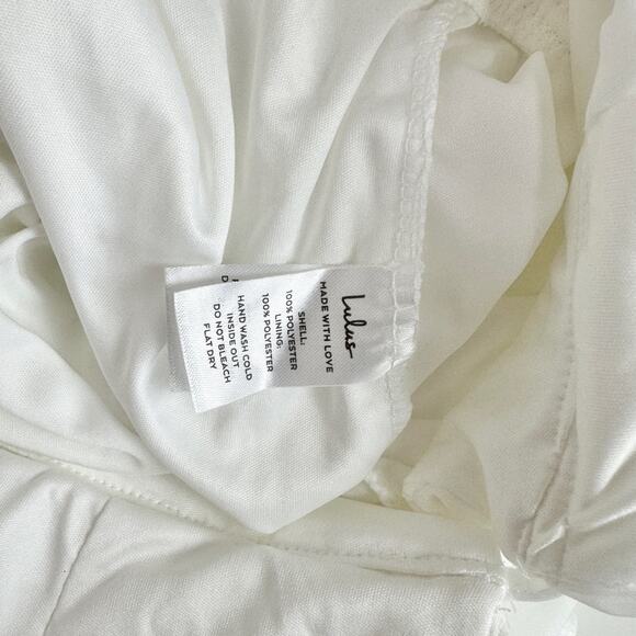 Lulus All About The Flowers White Burnout Floral Ruffled Romper Medium NWT - Picture 10 of 12